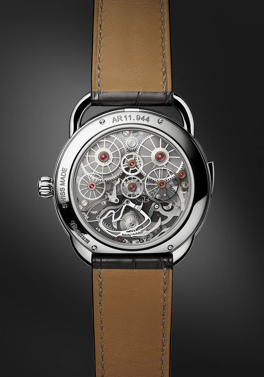 Hermès Arceau Duc Attelé: Đột phá thời đại