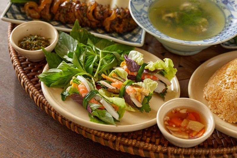 “ Mâm ngon miền Bắc ” tại Mặn Mòi -  Từ đặc sản sông Hồng đến tinh vị núi rừng Tây Bắc