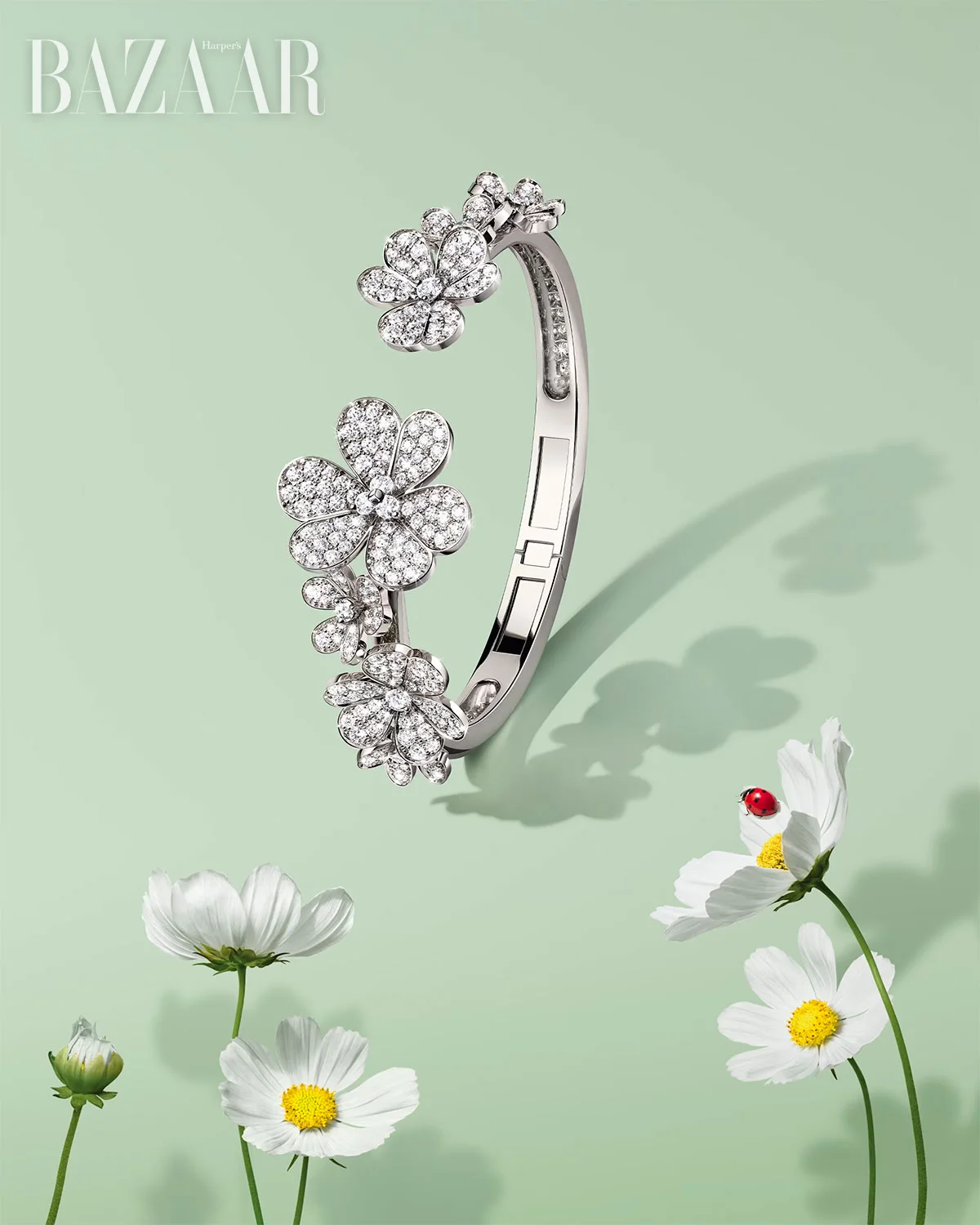 Đón xuân 2024 với trang sức Van Cleef & Arpels Frivole