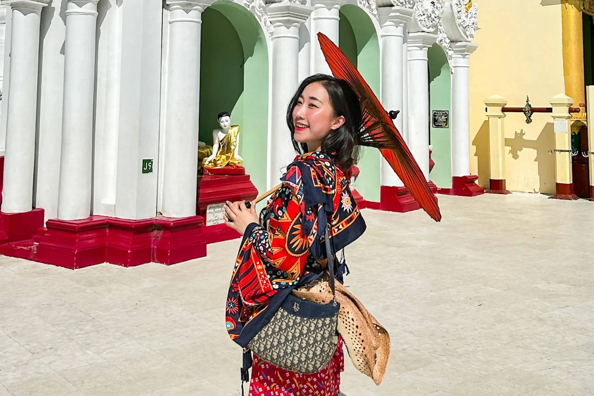 Đi du lịch ra sao khi nghỉ lễ 30/4 cả nước nóng đổ lửa?