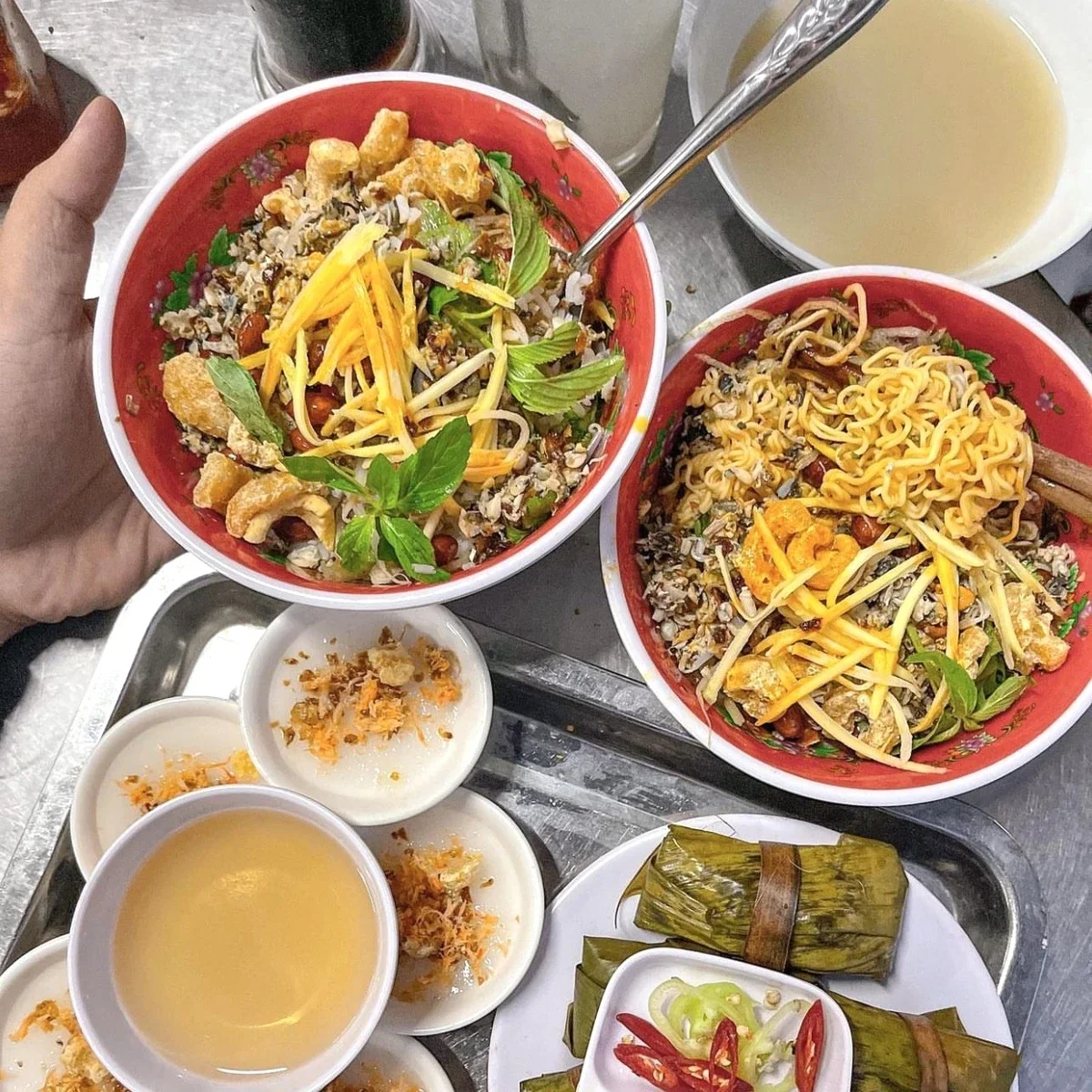 Tầm này đi Huế đẹp nhất năm
