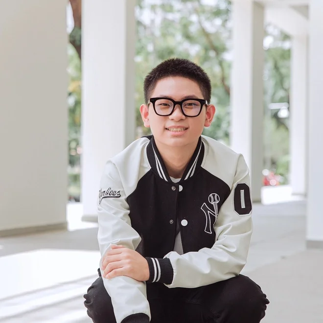 Không còn nhận ra rich kid Gia Kỳ đi Maybach, xài thẻ đen năm nào