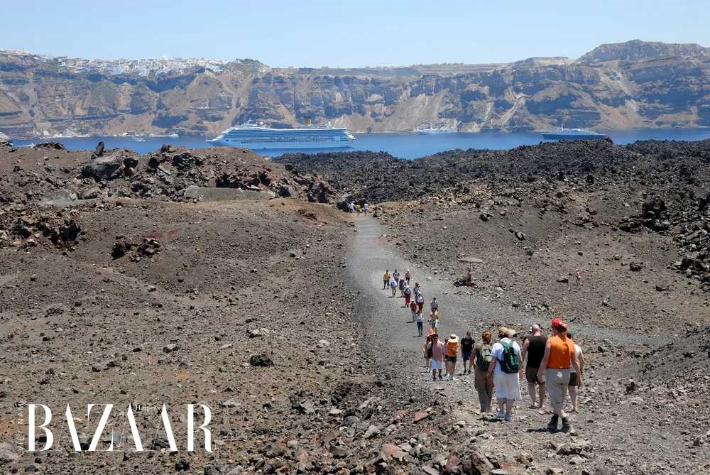 Kinh nghiệm khám phá đảo thiên đường Santorini Hy Lạp