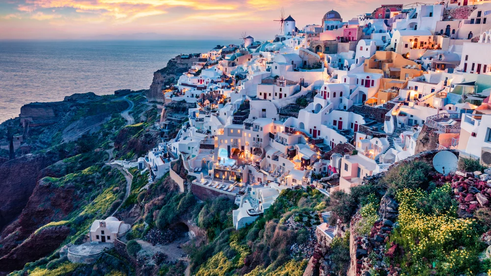 Kinh nghiệm khám phá đảo thiên đường Santorini Hy Lạp