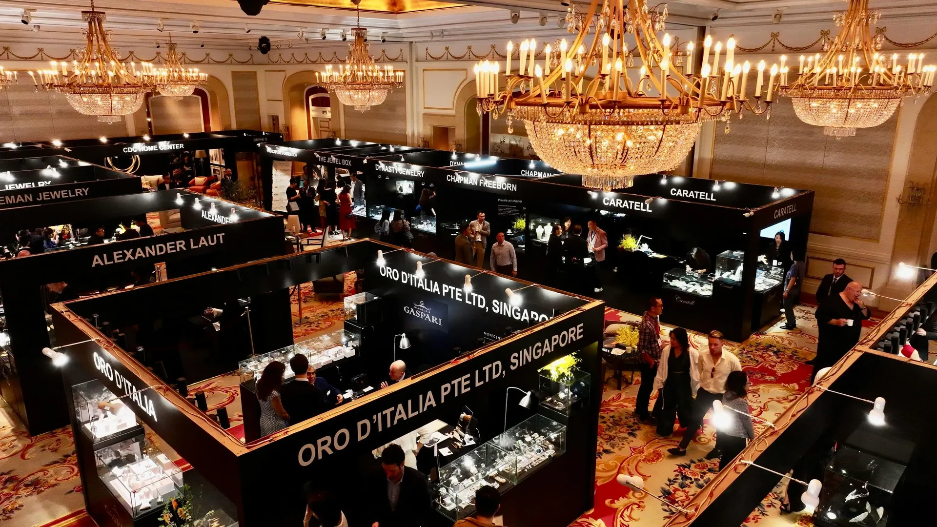 Salon Deluxe Vietnam 2024 - Tôn vinh vẻ đẹp ngọc trai, kim cương và phong cách sống