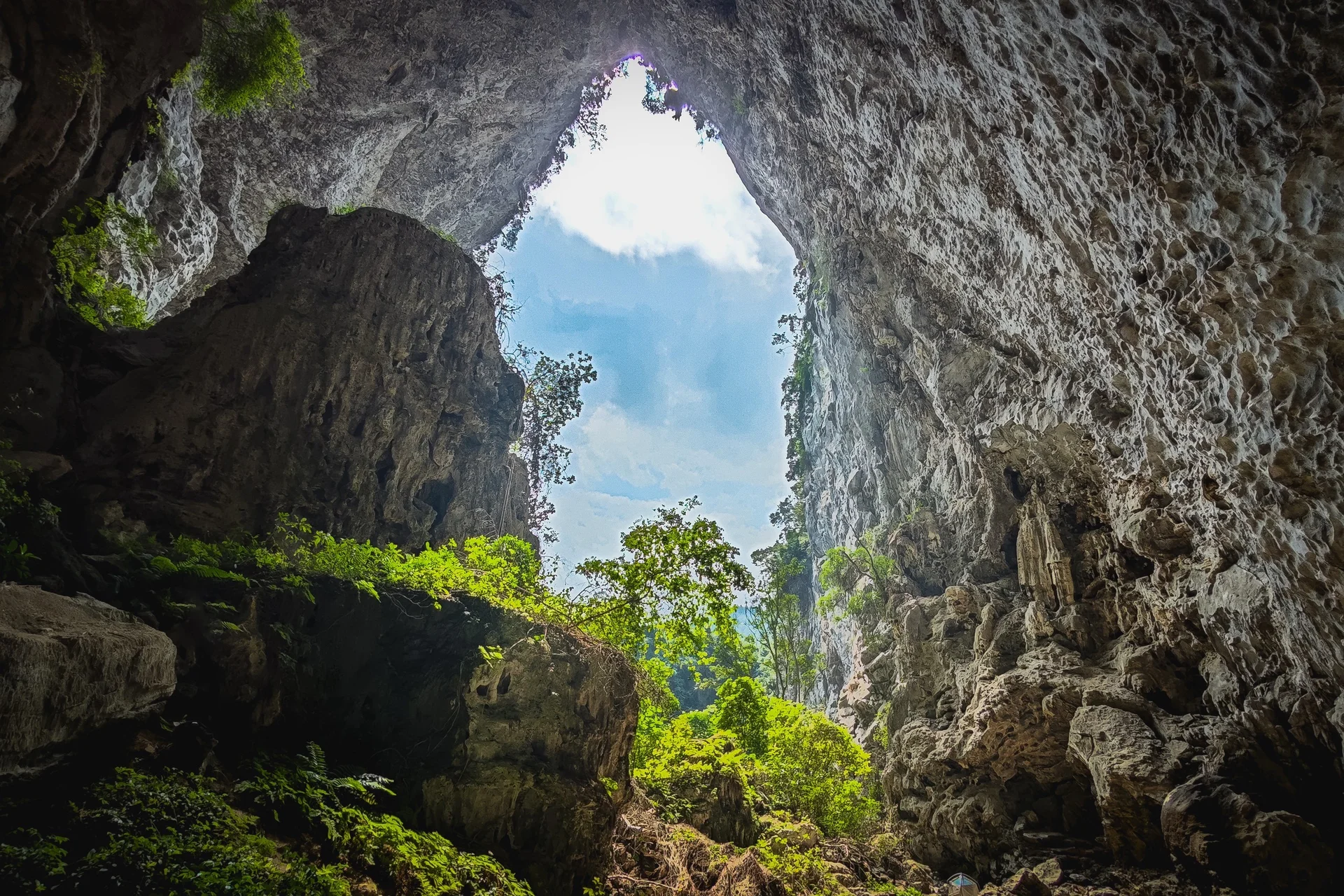 Du lịch mạo hiểm