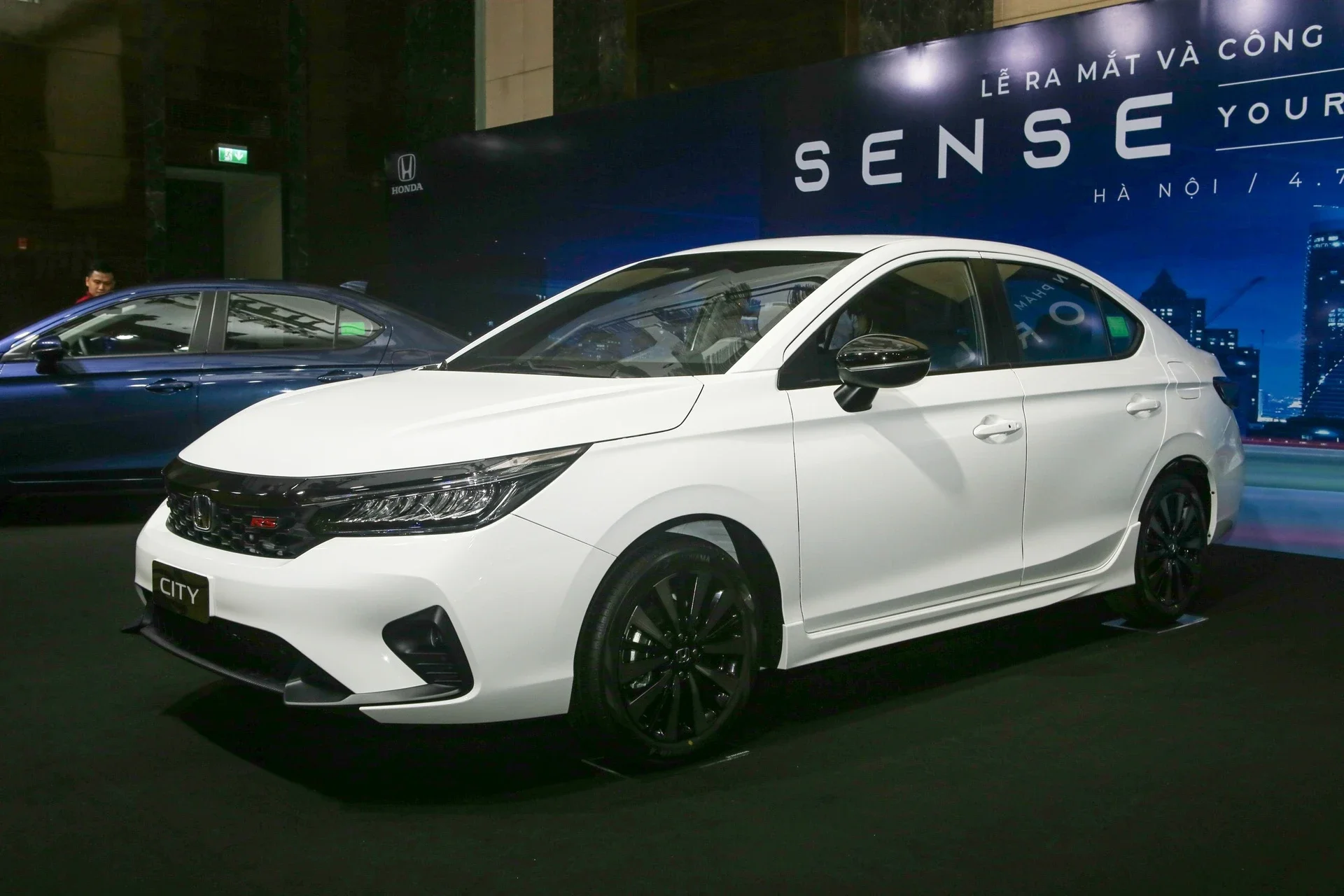 Honda City RS và Hyundai Accent