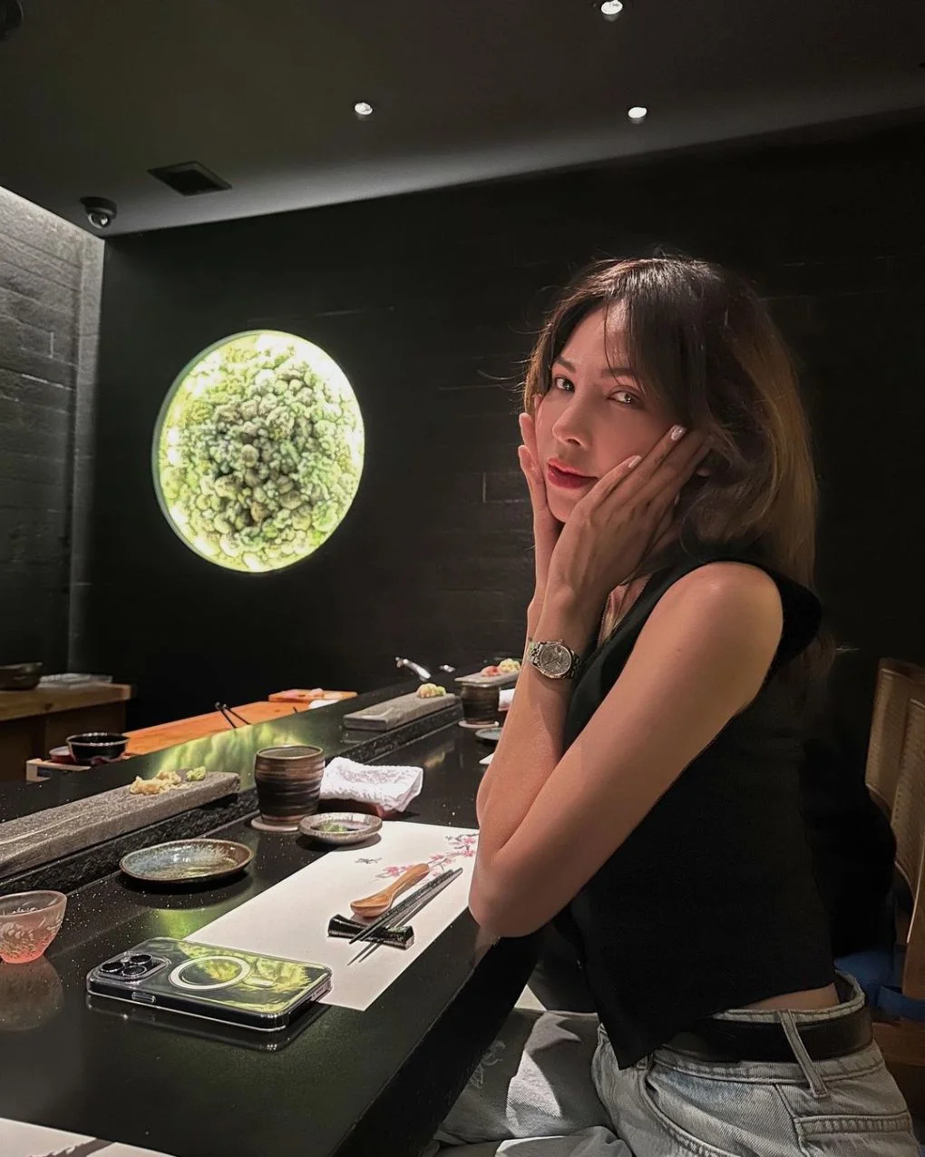 Omakase - Phong cách ăn lạ được Trấn Thành và giới nhà giàu Việt cực ưa chuộng: Không được chọn món, không biết trước giá... nhưng số tiền phải trả gây choáng!