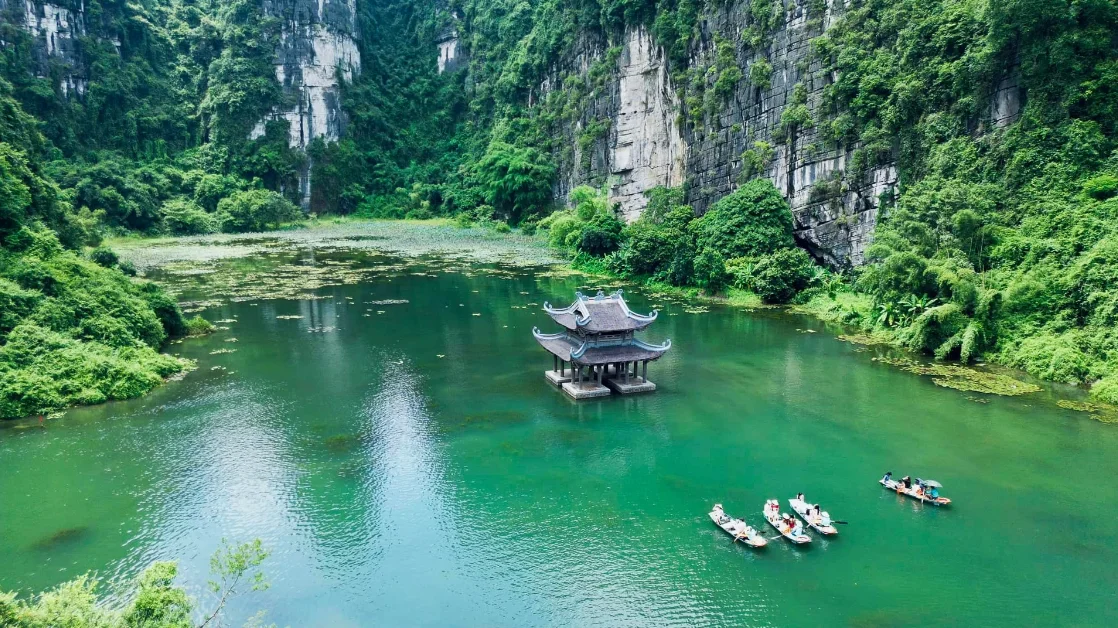 Hè này đi Ninh Bình ăn gỏi cá nhệch, ngắm đồng lúa bất tận
