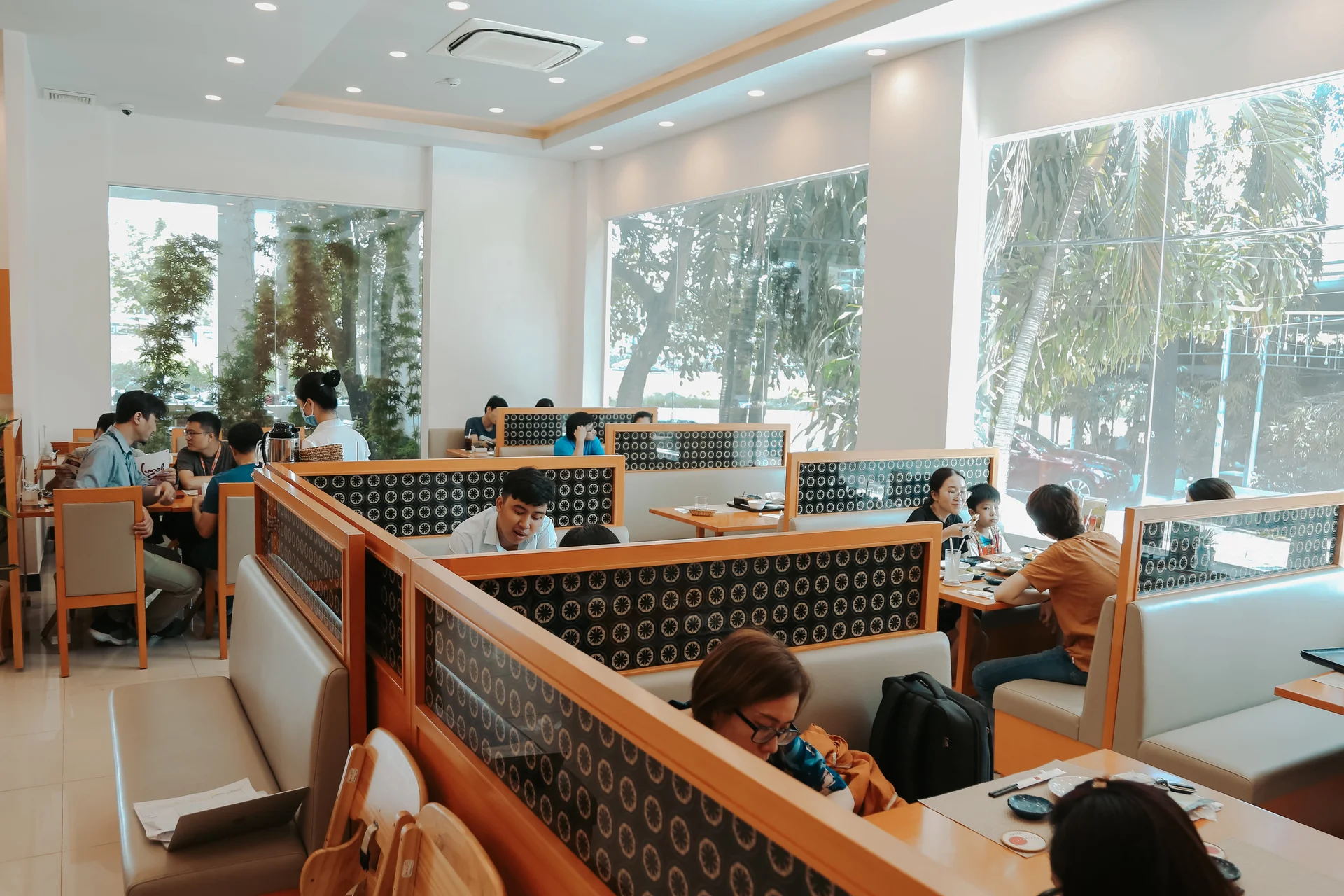 Thưởng thức ẩm thực tại 4 nhà hàng Nhật Bản đang "làm mưa làm gió" tại Sài Gòn