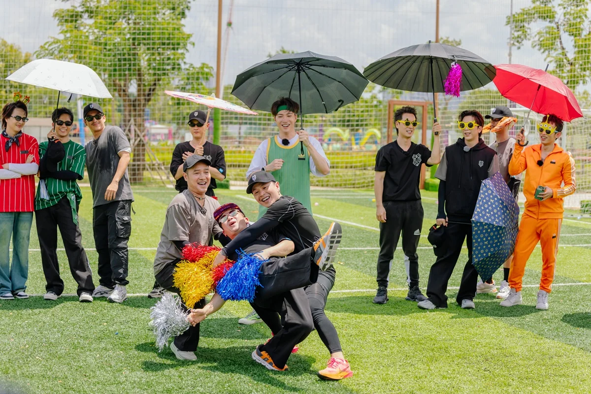 Đại hội thể thao của Anh Trai Vượt Ngàn Chông Gai: Dàn Anh Tài trổ tài thi đấu, mang cả nồi niêu cổ vũ