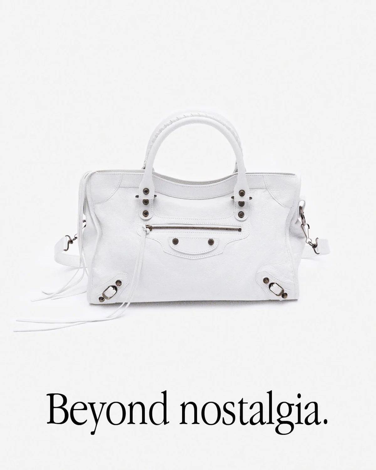 Sự trở lại của túi xách Le City, It Bag nhà Balenciaga