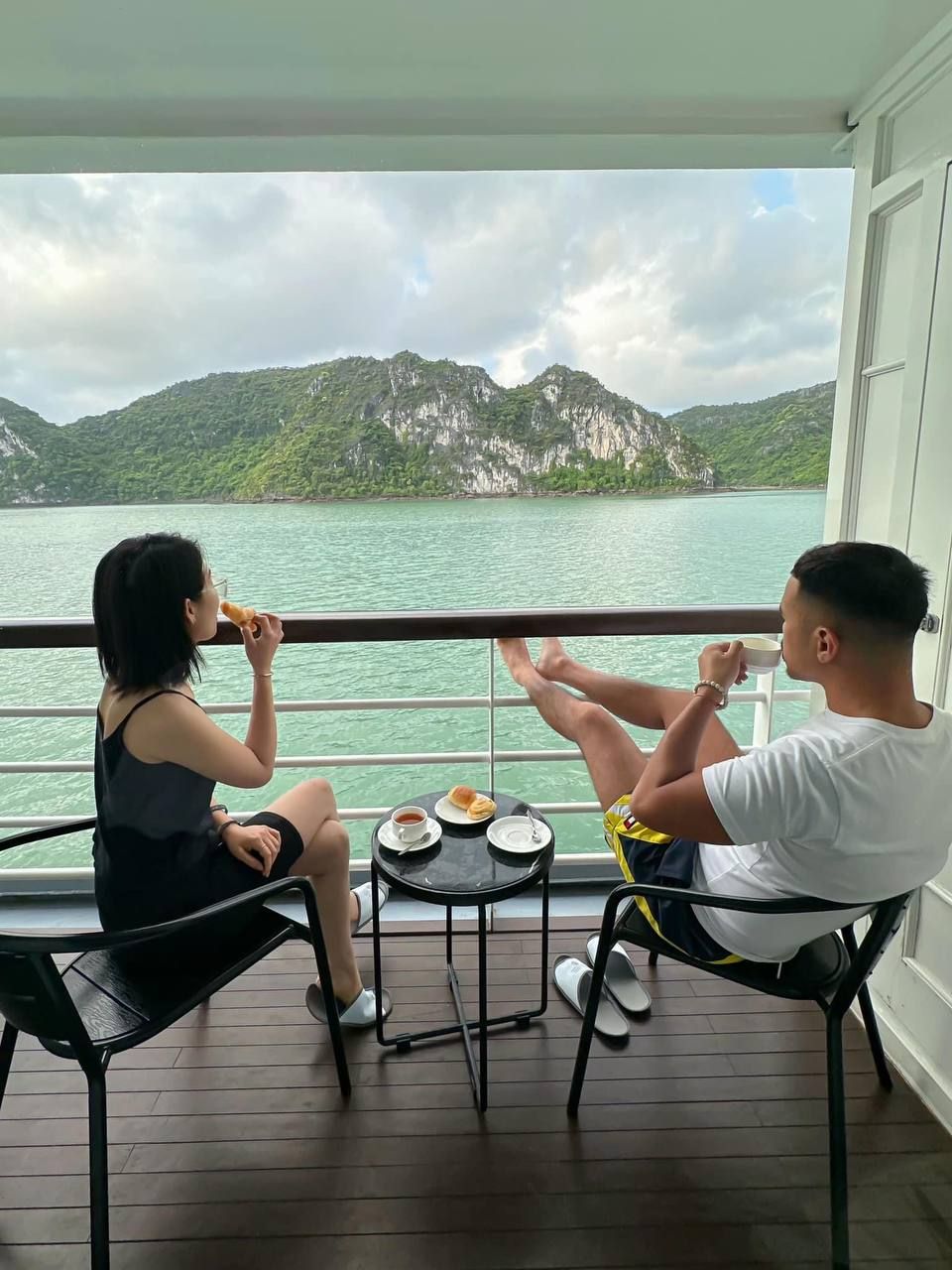 Nơi bắt đầu cuộc tình Midu - Minh đạt: Du thuyền hạng sang