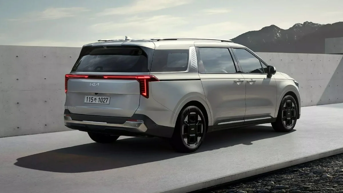 Giá của Volvo XC90 là bao nhiêu mà được lòng khách Việt nhất năm 2024?