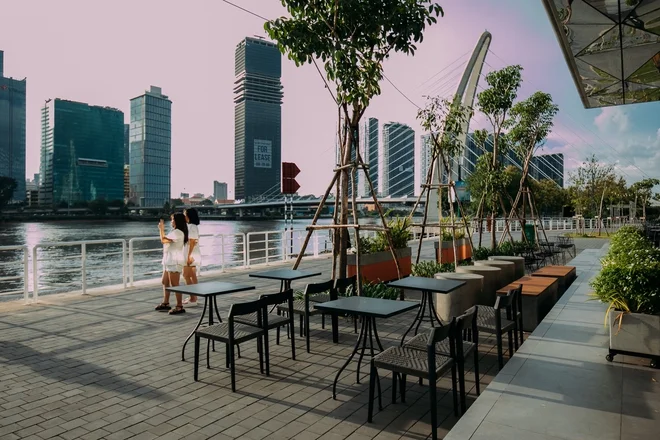 Starbucks WaterBus Thủ Thiêm