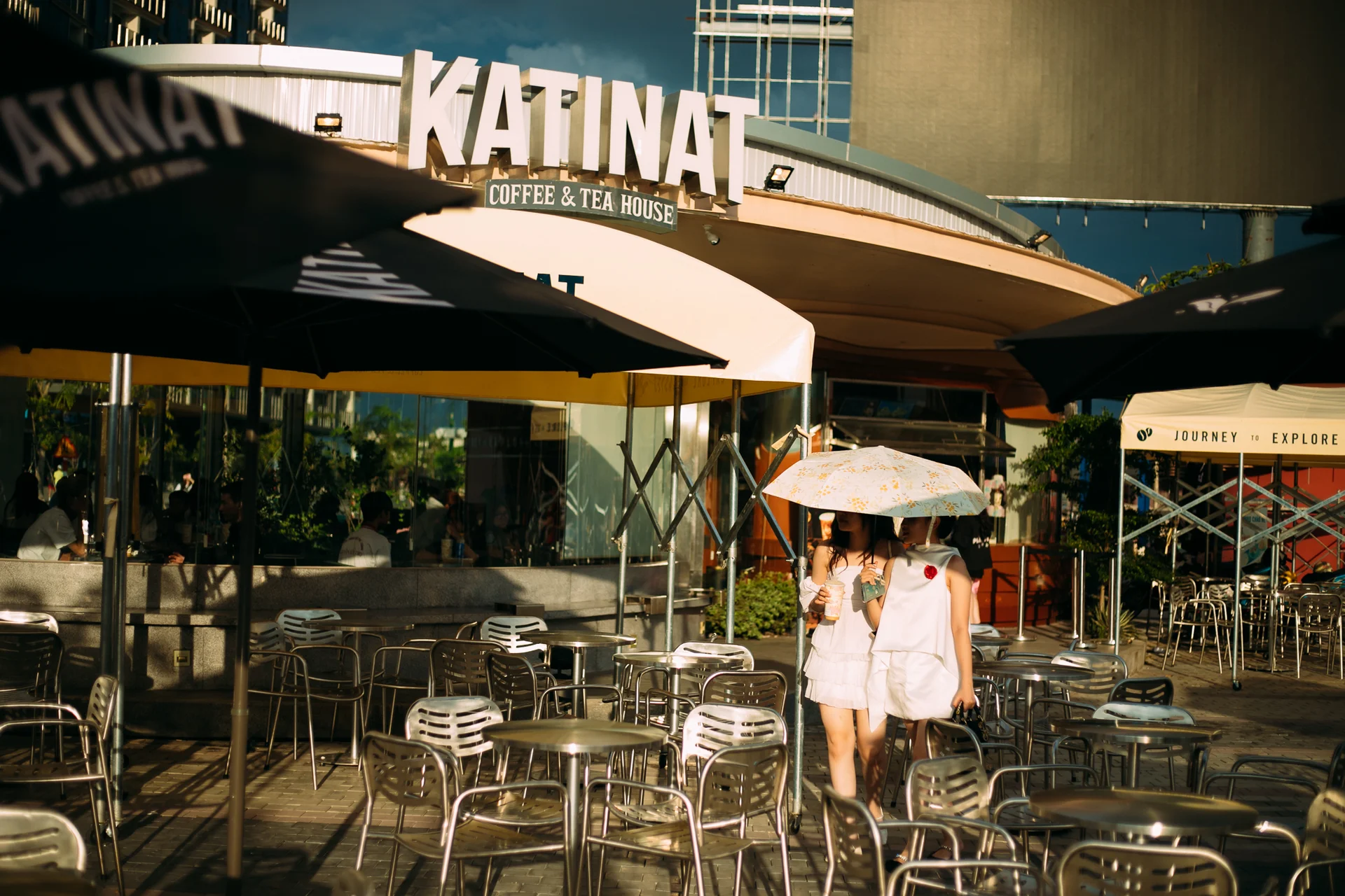 Starbucks WaterBus Thủ Thiêm