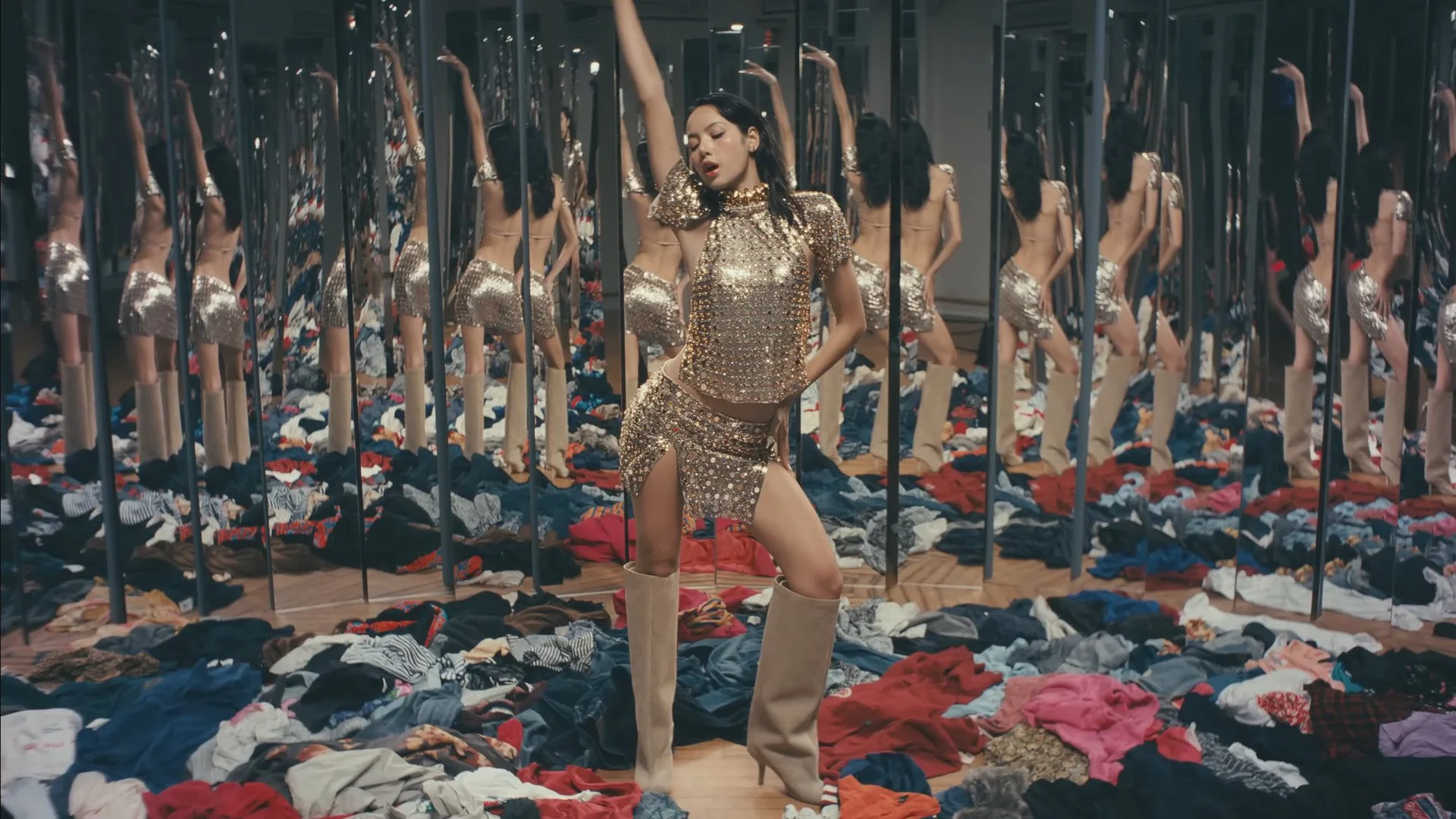 MV New Woman