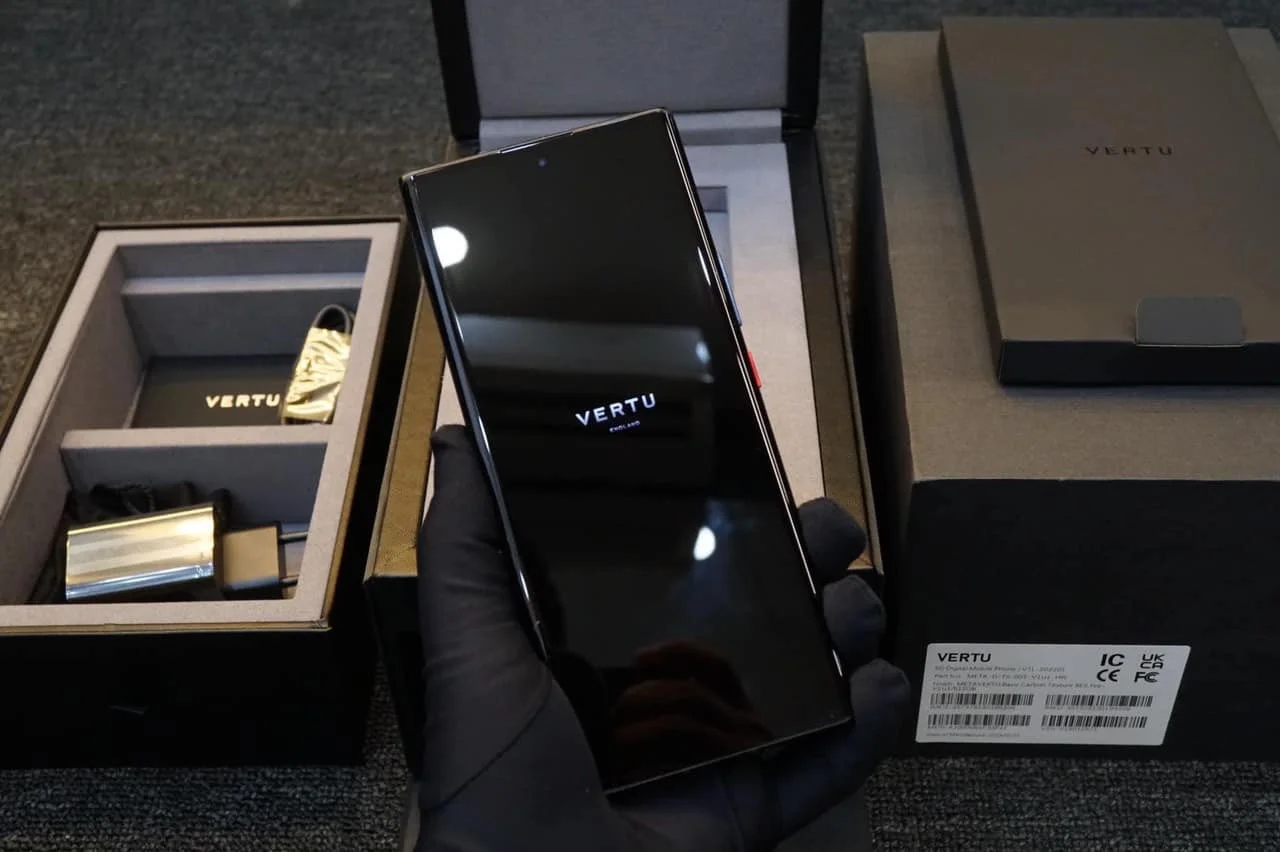 Vertu Metavertu 2 siêu bảo mật – lựa chọn yêu thích của giới thượng lưu Việt Nam
