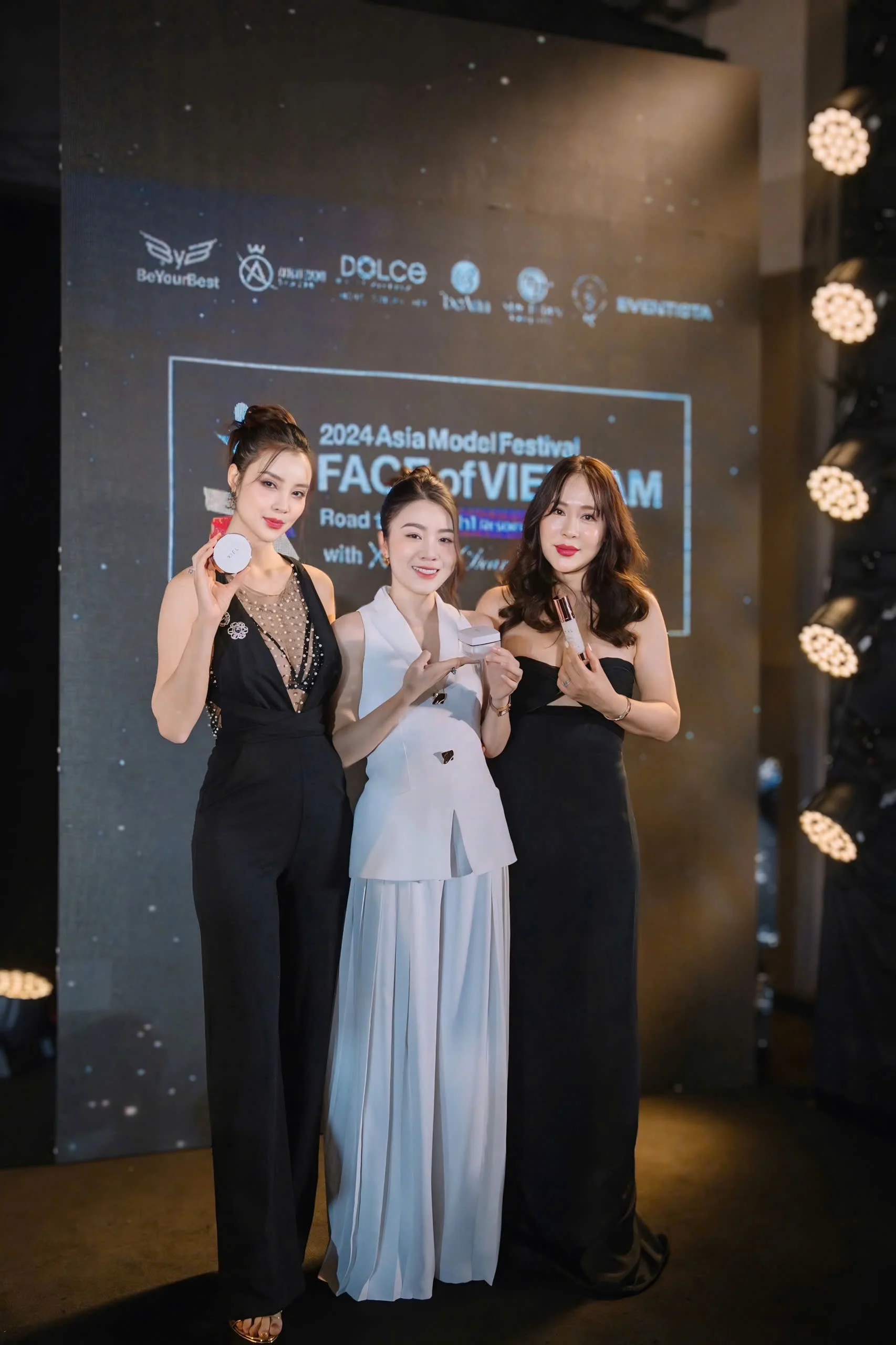 Chị gái Mai Thu Huyền xinh đẹp tại sự kiện "Face Of Việt Nam"