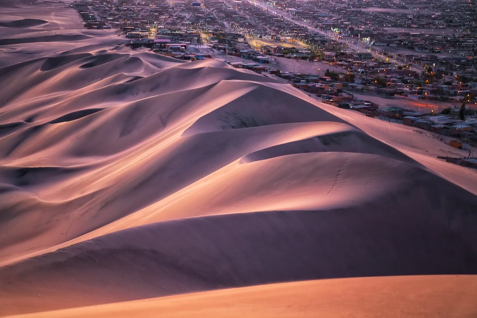 Du lịch Peru ngắm hình vẽ bí ẩn khổng lồ