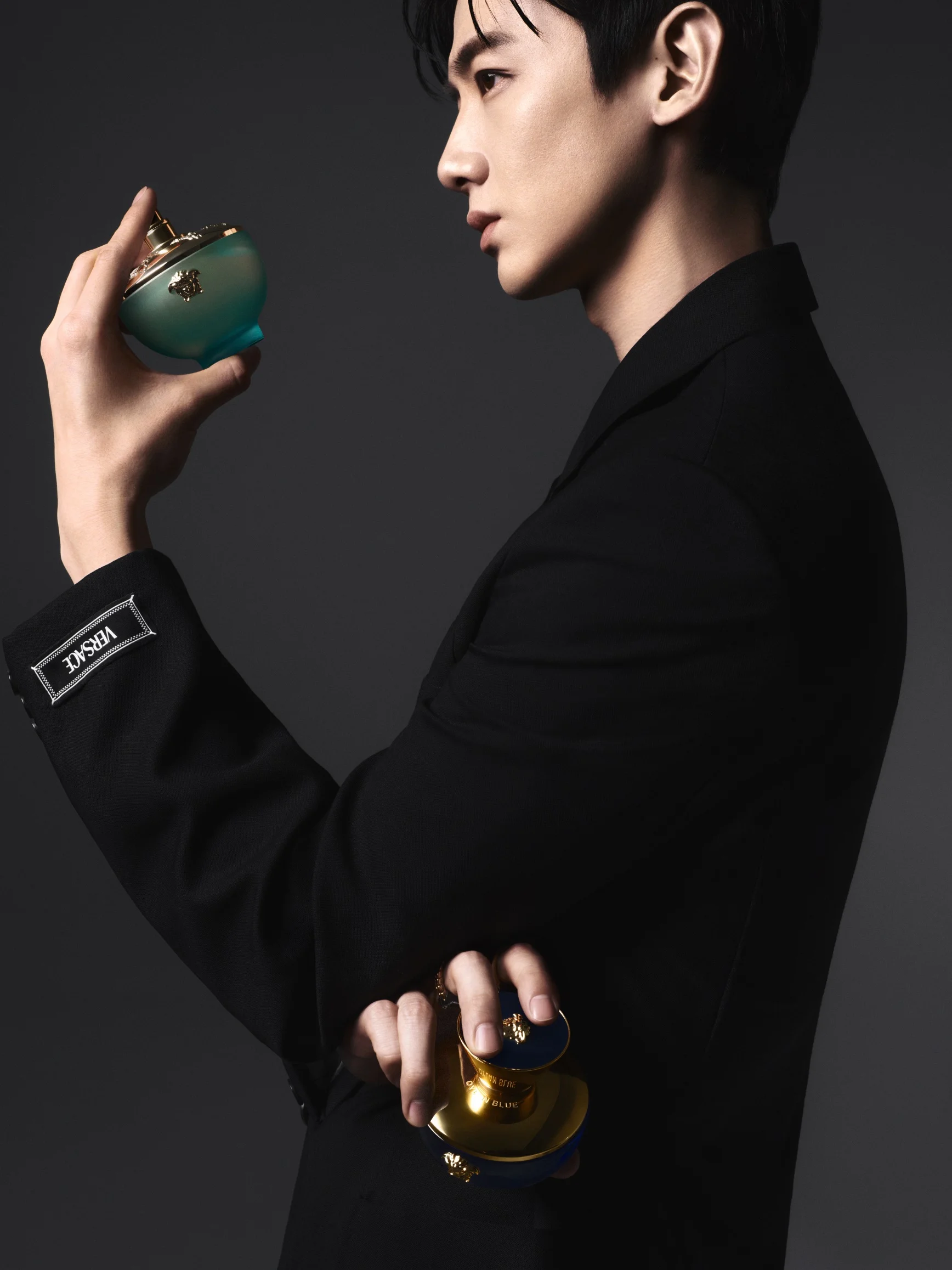 Versace Dylan - Bộ ba hương mùa hè đến từ nhà mốt thời trang bậc nhất nước Ý