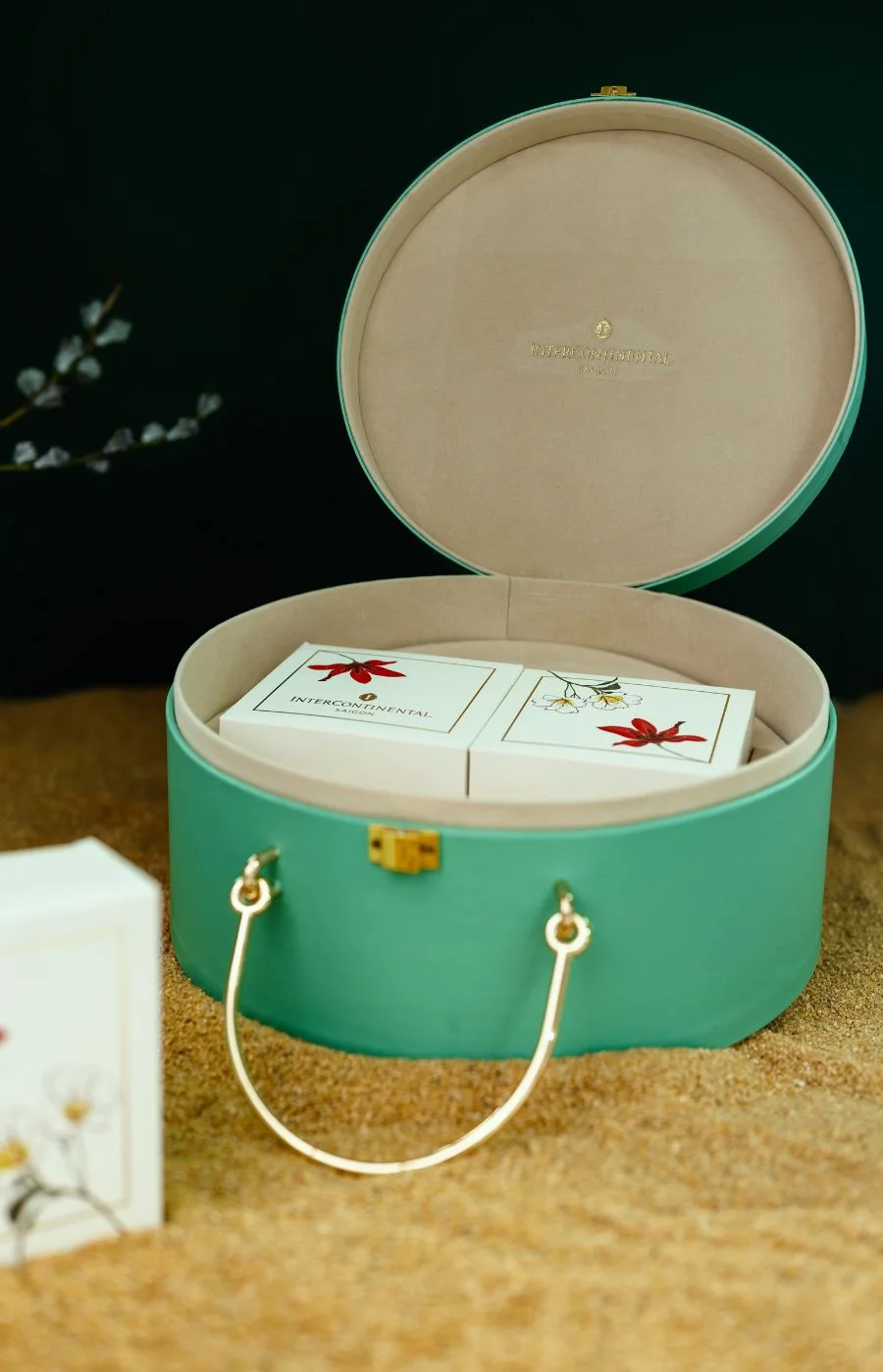 Thị trường bánh trung thu cao cấp 2024: xa hoa về chất lượng, tăng trưởng về số lượng