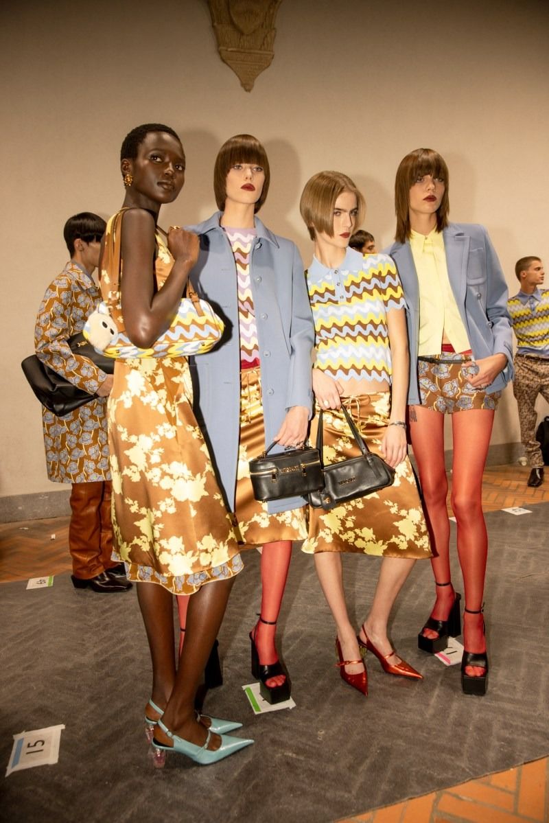 BST mới của Versace