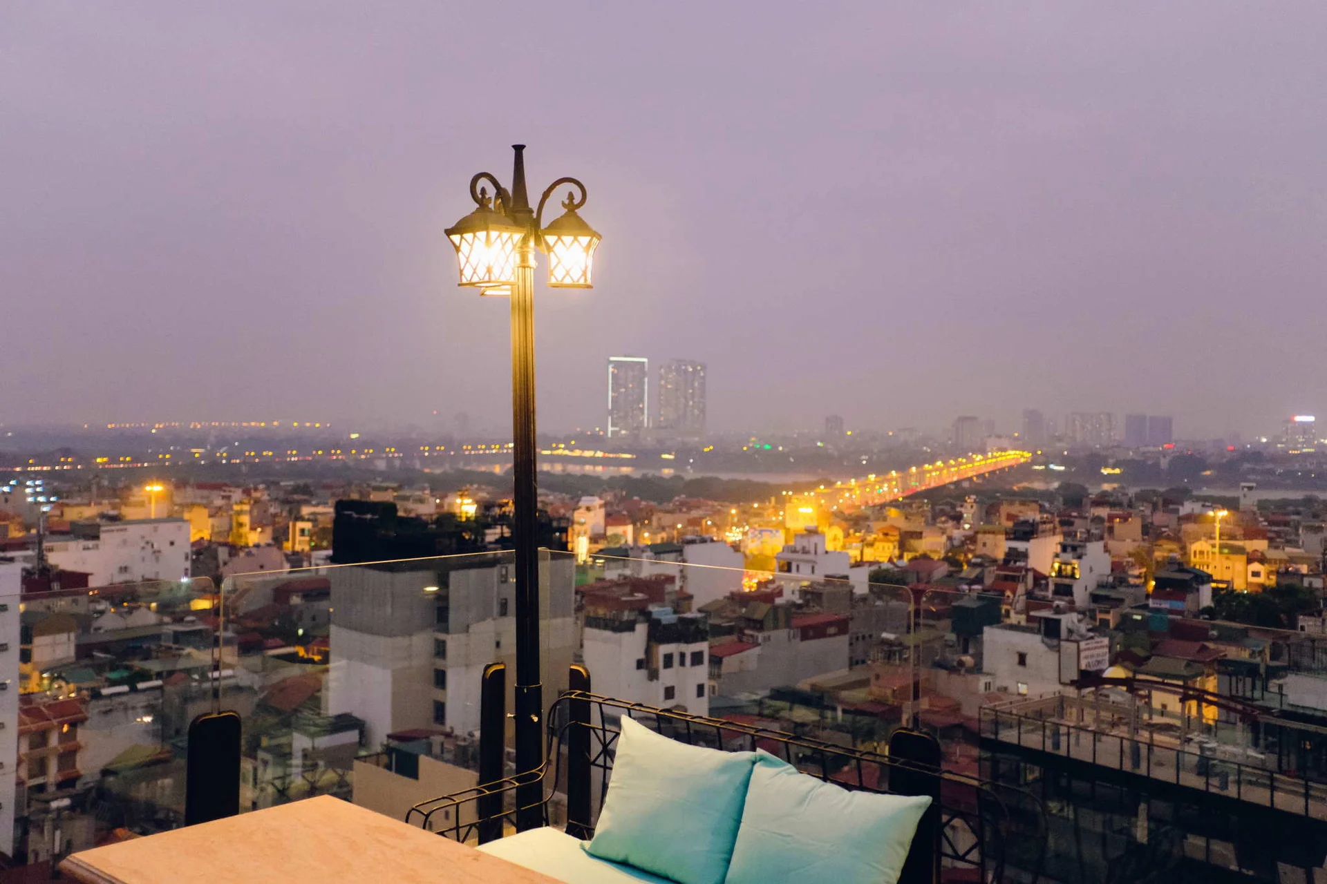 Khám phá 5 nhà hàng view đẹp Hà Nội - Check-in là mê ngay!