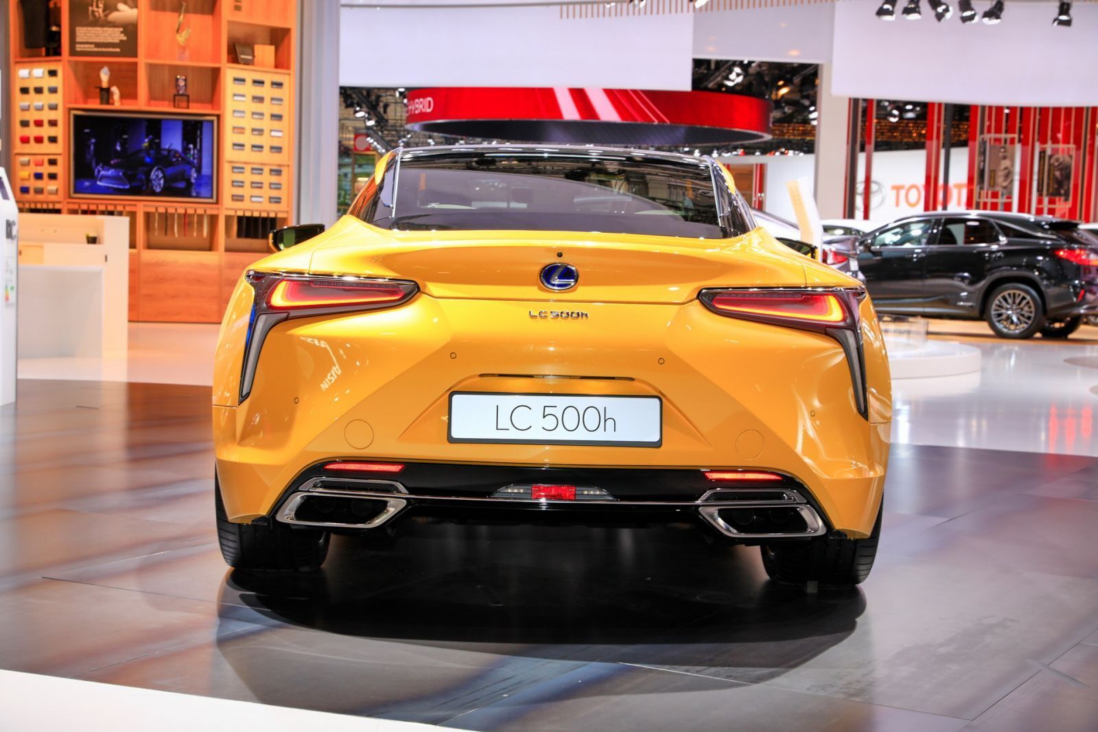 -xe-lexus-l-limited-edition-2019-4.jpg