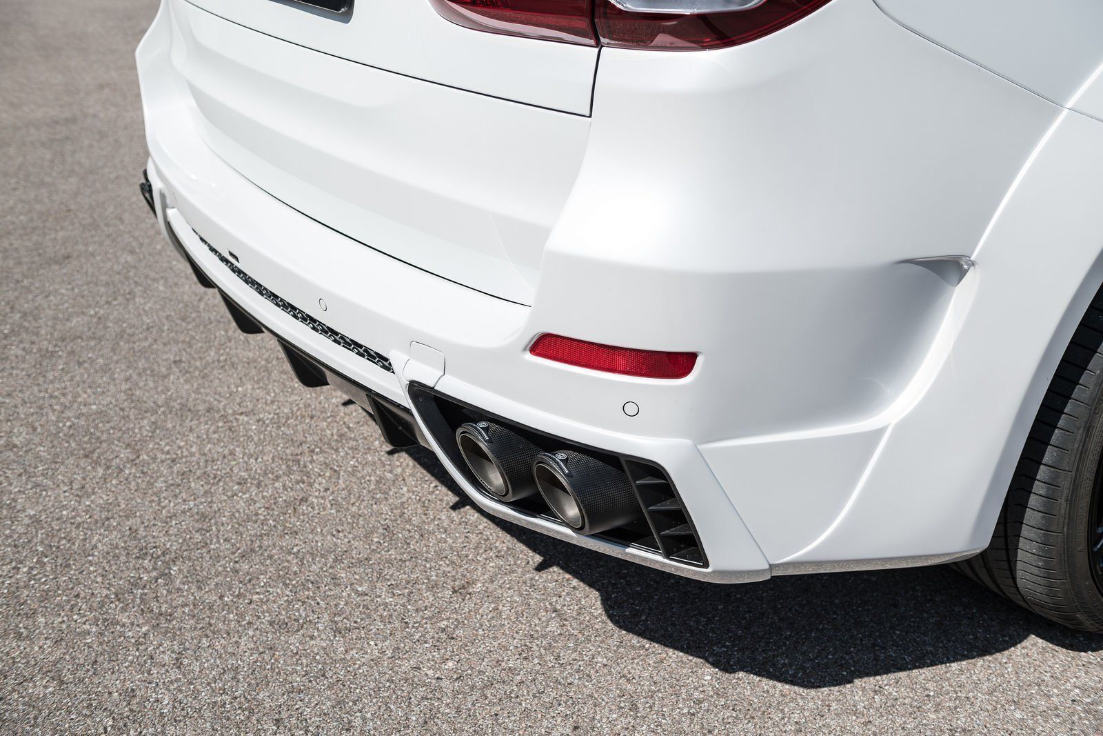 xe-bmw-x5-typhoon-4.jpg