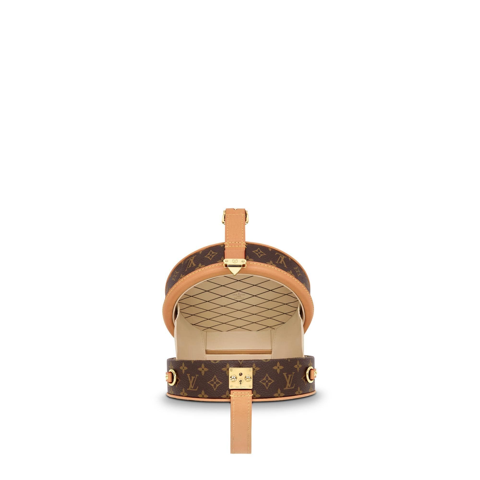 Can-canh-chiac-tAi-mai-fashionista-Aau-yAu-thAch-a-Louis-Vuitton-Petite-Boite-Chapeau4.jpg