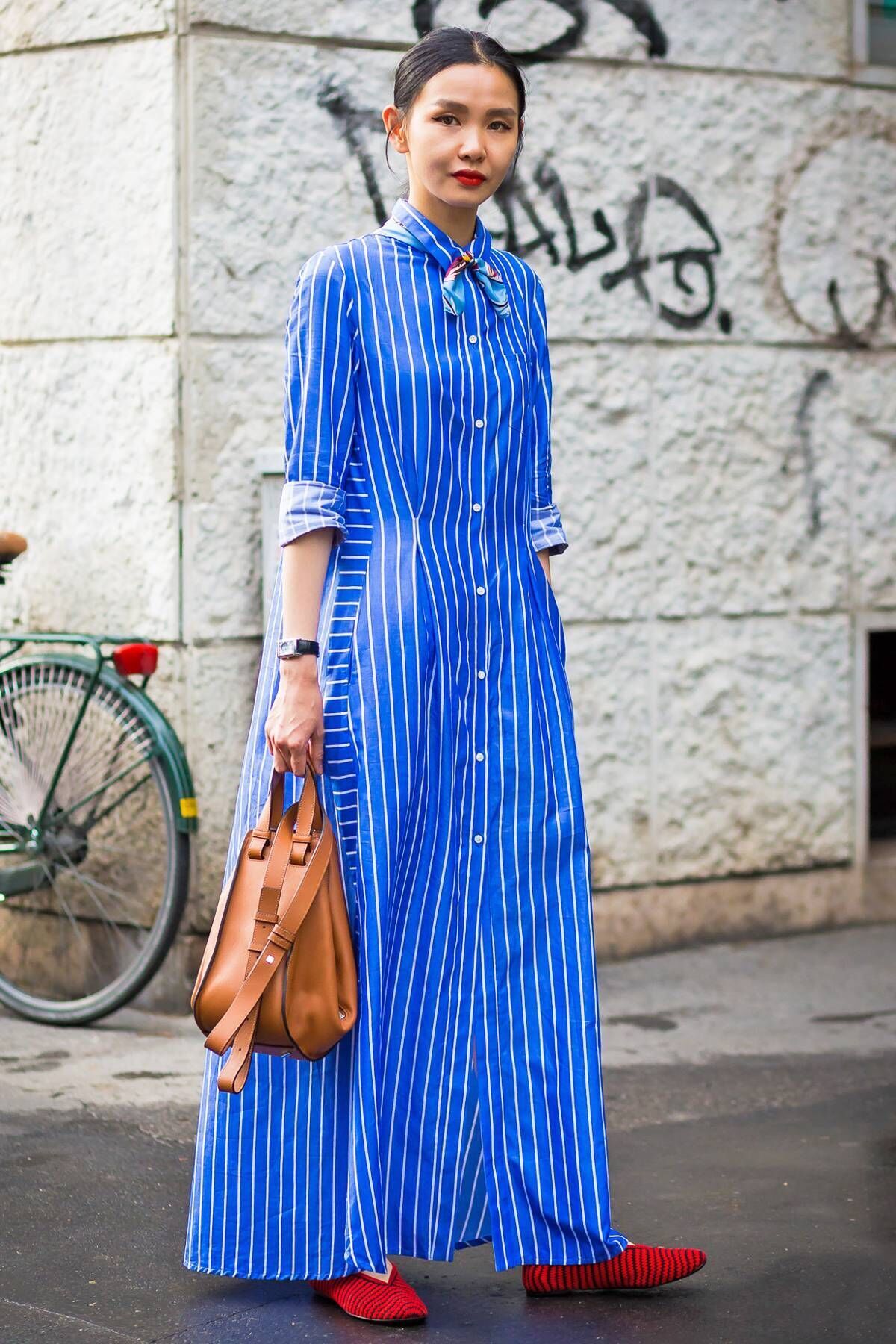 how-to-wear-a-scarf-in-the-summer-255082-1524056934743-main.1200x0c.jpg
