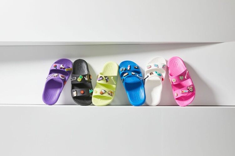 crocs