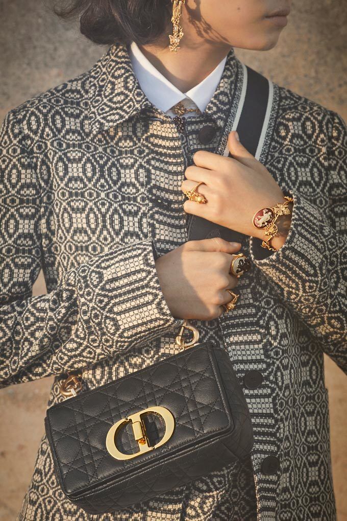 Dior caro bag LVMH group