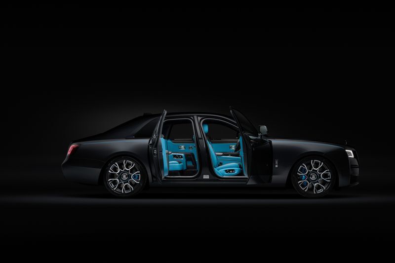 xehay-rolls-royce-ghost-black-badge-28102021-13_result--n3.jpg