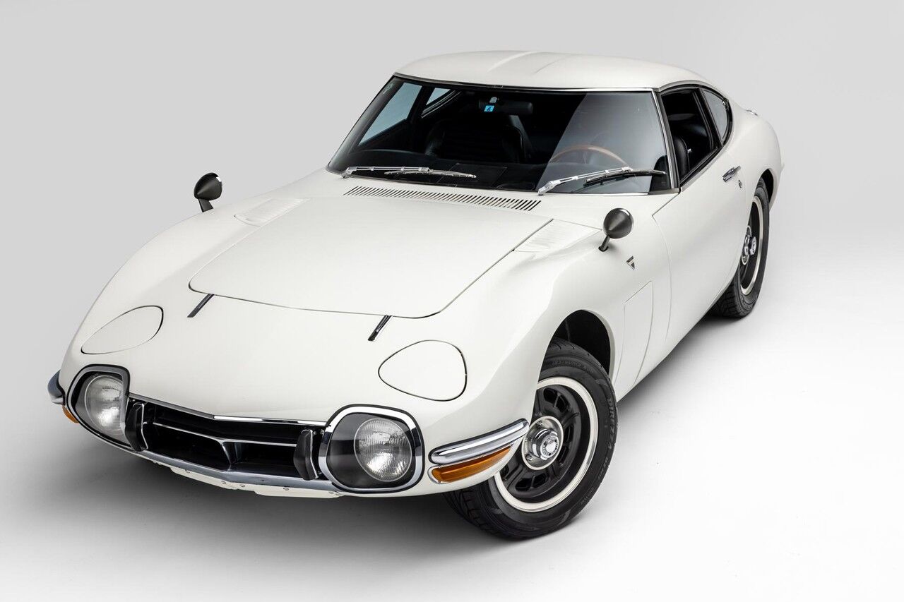Toyota 2000GT