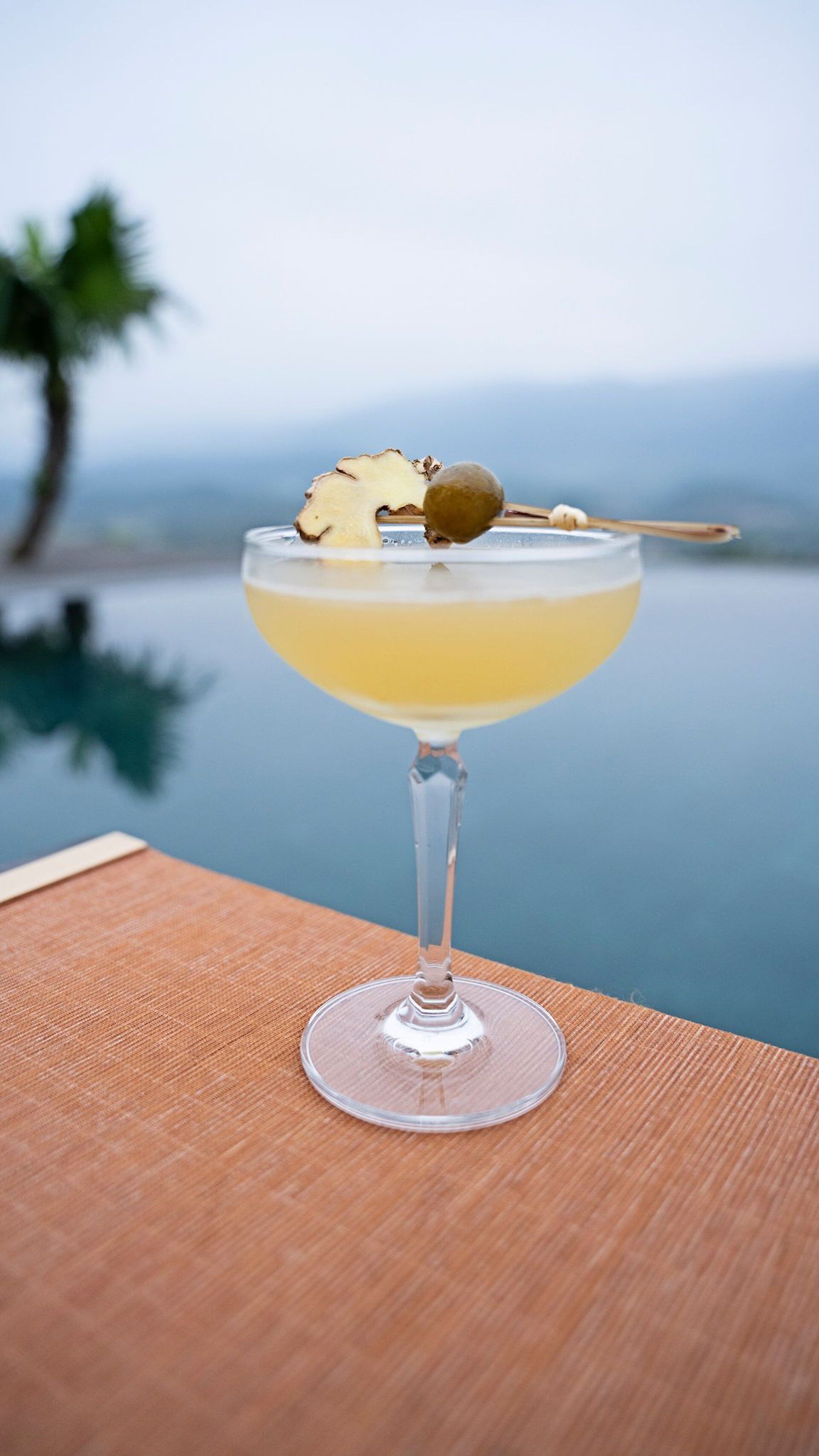 pool bar tai avana retreat mai chau