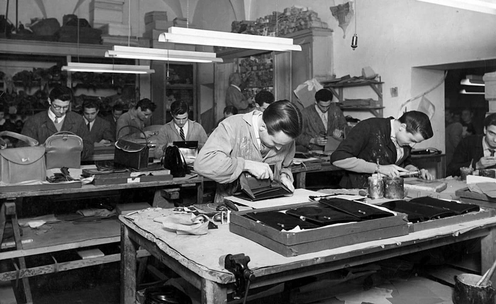 lich-su-gucci-atelier-florence-1921.jpg