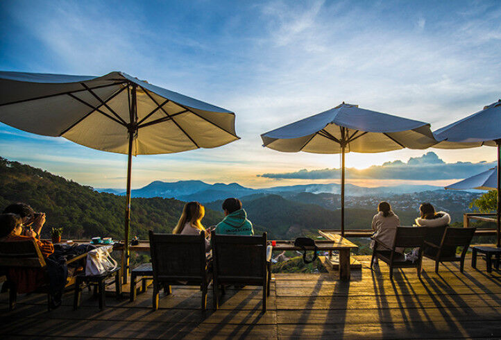 Mê đắm buổi hoàng hôn tím lịm ở Cheo Veooo Café Đà Lạt | Ladalat Hotel