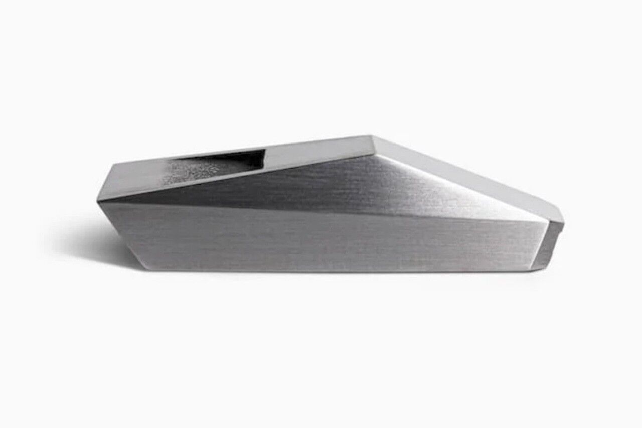Cyberwhistle trị giá 50 USD của Tesla “cháy hàng” ngay khi vừa ra mắt
