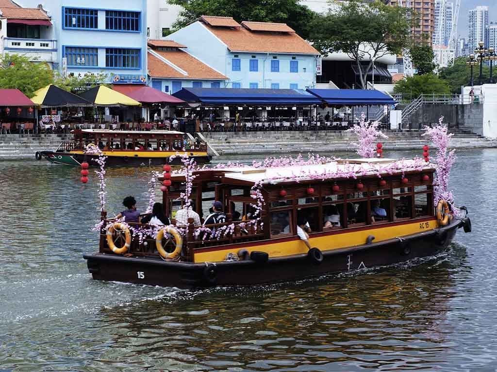 Cận cảnh phòng triệu đồng/đêm của khách sạn tuyển VN trú tại Singapore - 12