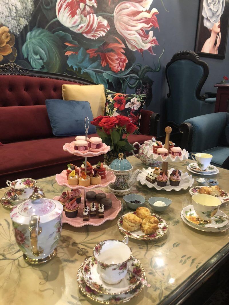 En Rose Tea Room & Boutique: Tiệm trà đẹp tựa cổ tích giữa lòng Sài thành
