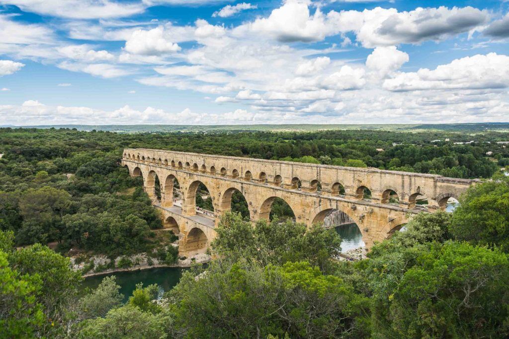 thành phố châu Âu Nimes