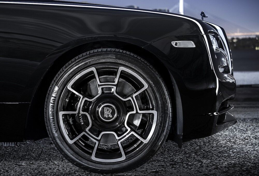 Rolls-Royce Wraith Black Badge
