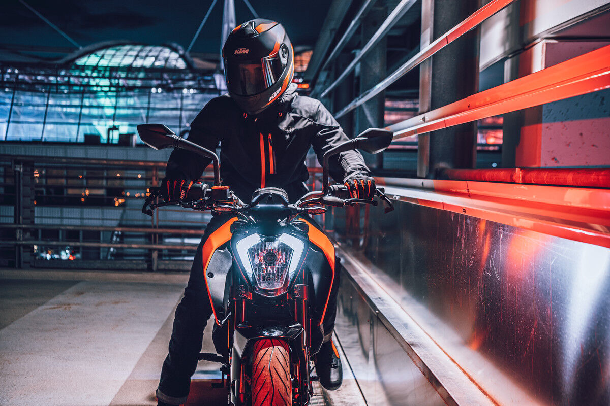 KTM 200 Duke 2021 sắp về Việt Nam, giá bán dự kiện 99 triệu đồng KTM-200-Duke-2021 (6).jpg