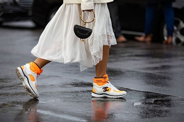 Street style giày thể thao