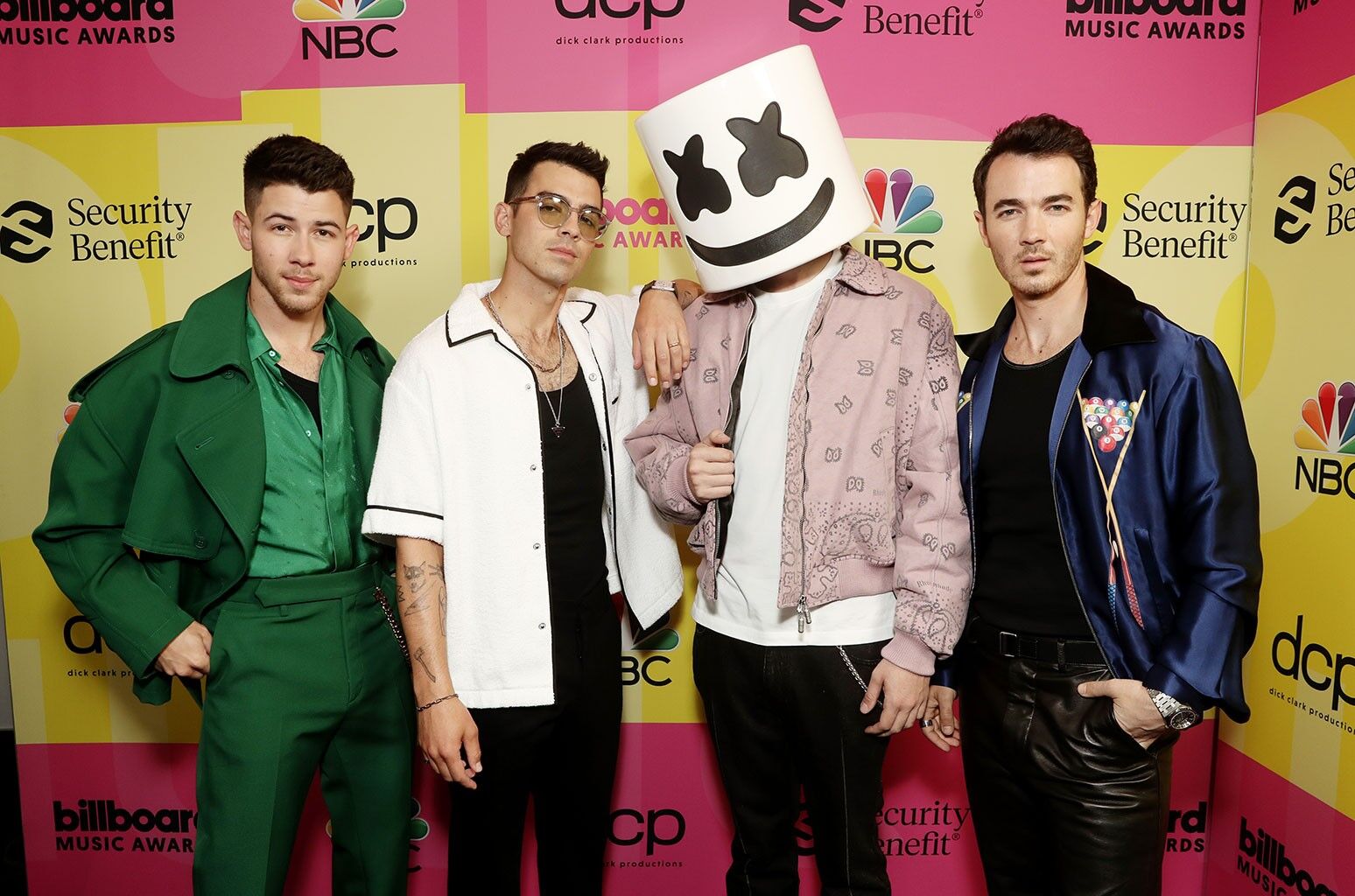 DJ Marshmello và Jonas Brothers