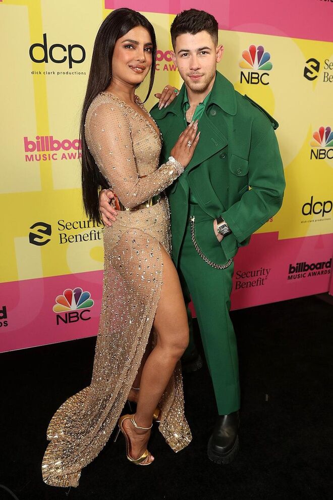 Vợ chồng Nick Jonas Priyanka Chopra