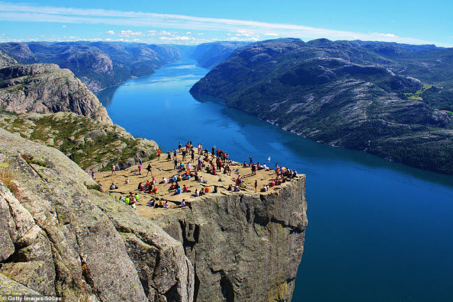 Preikestolen - Na Uy