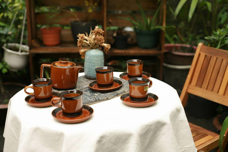 Nhà có hai người